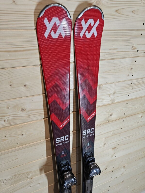 LYŽE VOLKL RACETIGER SRC 158CM --MODEL 2025--